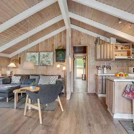 3 Bedroom In *